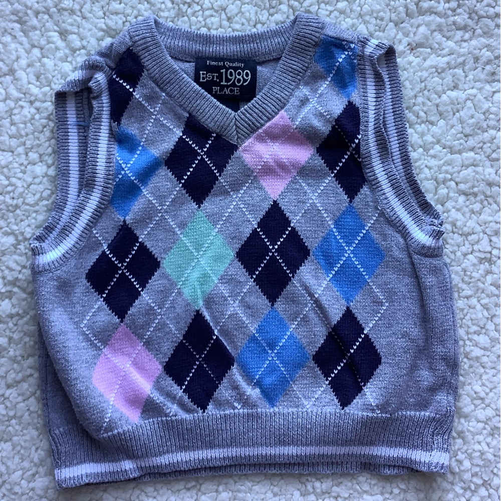 Childrens Place Argyle Sweater Vest 6 to 9 months 6M to 9M